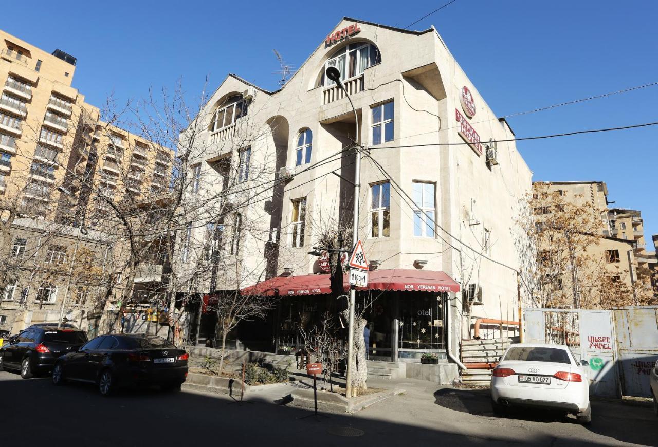 Nor Yerevan Hotel Exterior photo